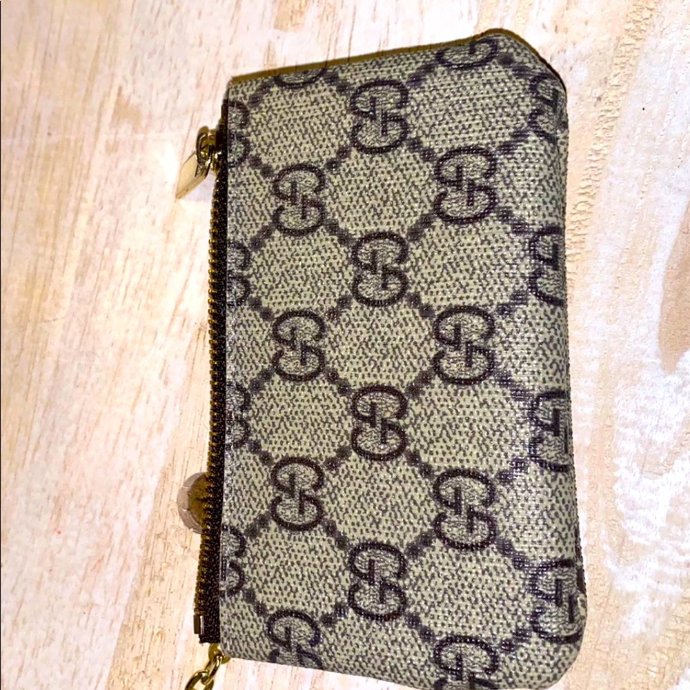 Women’s small wallet/ cardholder/ keychain